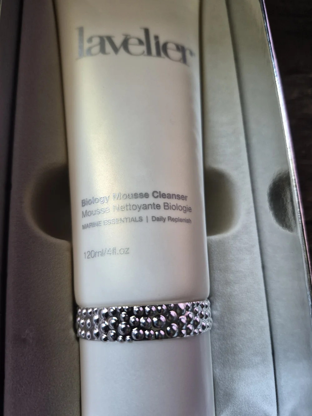 Lavelier White Facial Cleanser with Rhinestone Accent - Women Skincare NEW!
